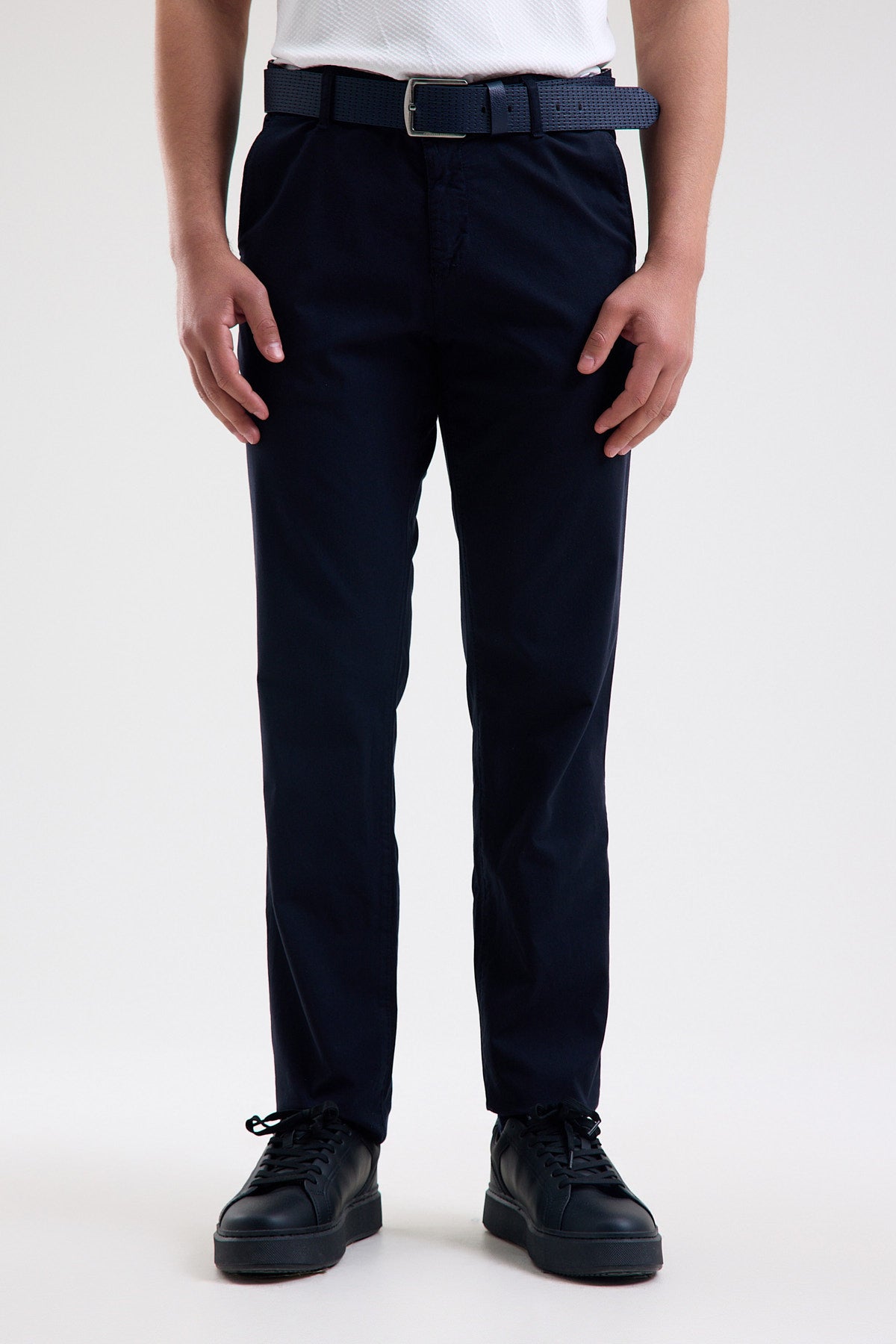 Tencel-Blend Stretch Trousers