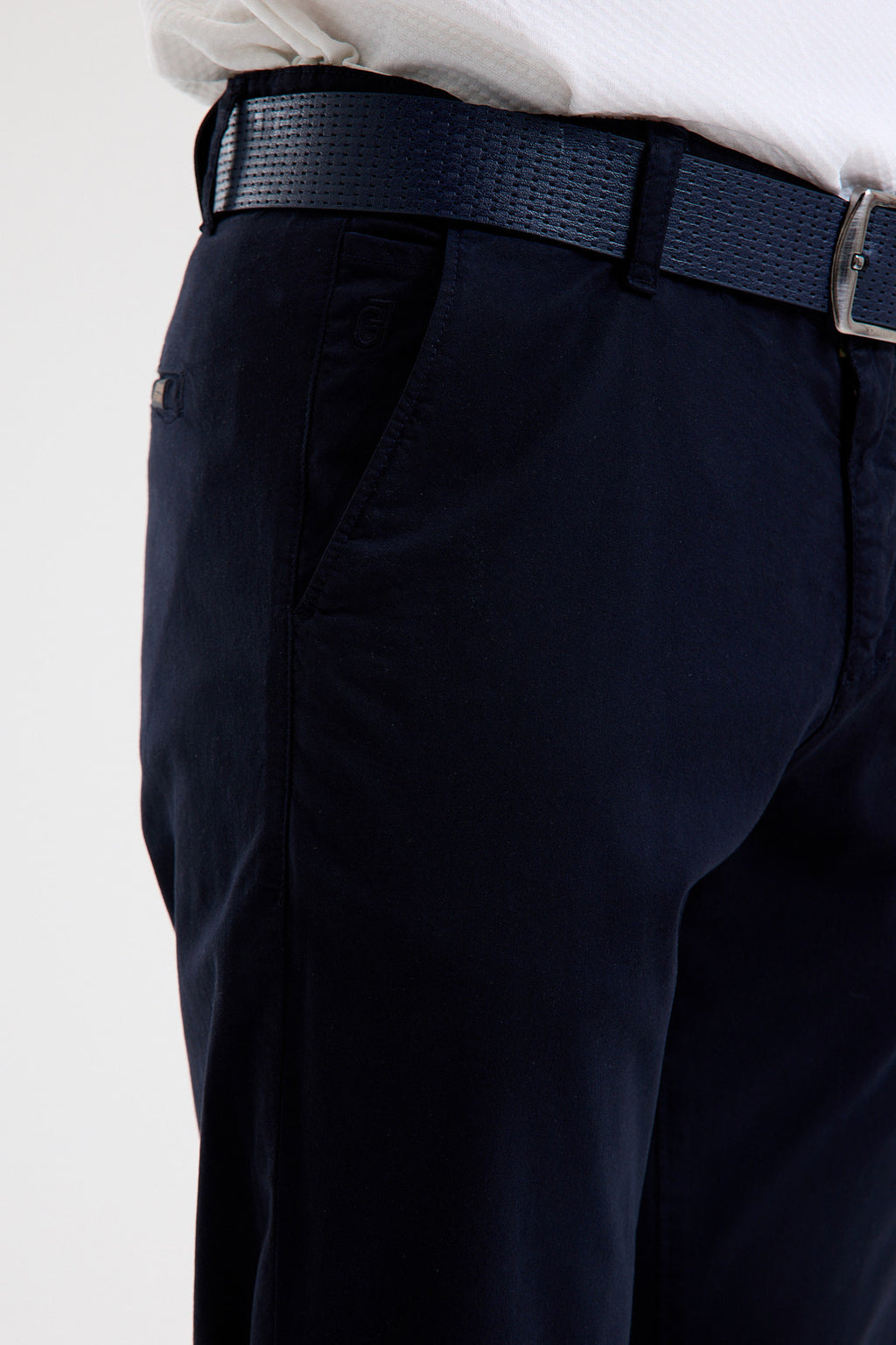 Tencel-Blend Stretch Trousers